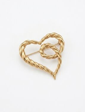 RARE 1980s Nina Ricci Interlocking Ribbon Heart Brooch